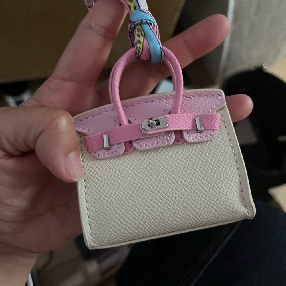 AirPod Mini keychain bag charm